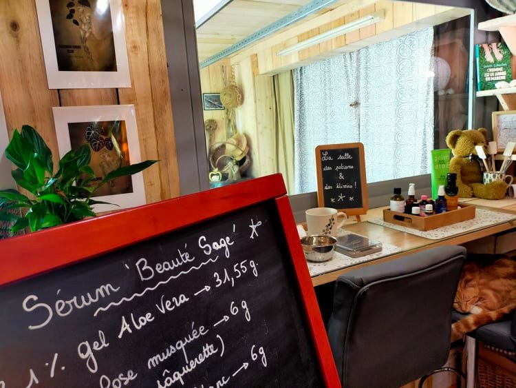 GC - Serum visage beauté sage eclaircissant et raffermissant - atelier phytocosmétique ariege (8)